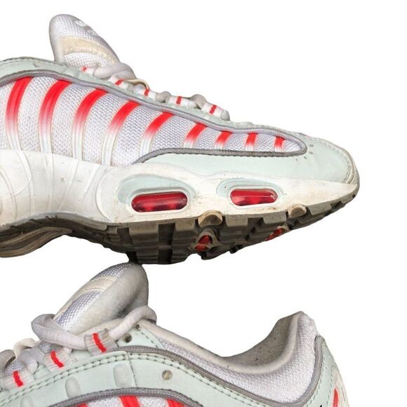 Rare 2019 Nike Air Max Tailwind 4 Red Orbit Size 7.5 - Picture 9 of 16